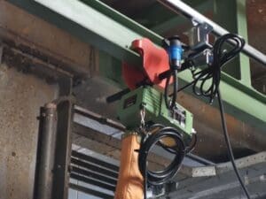 Takel: Kettingtakels Elektrische takel, 2000 Kg 2,5 & 0,85 m/min